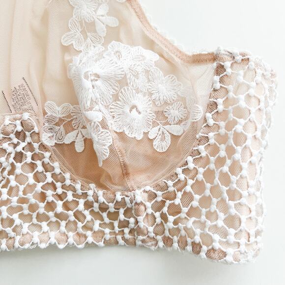 Victoria's Secret Dream Angels Bra 34B Floral Pretty Girly Mesh Lace - Picture 2 of 7